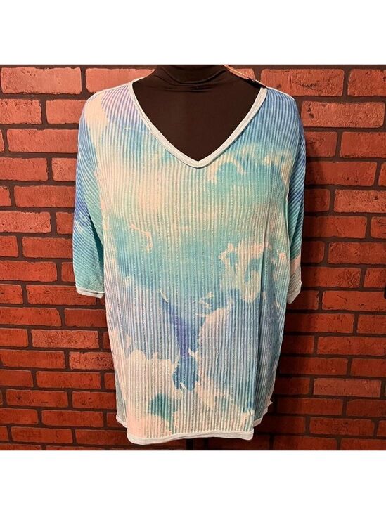Tru Luxe Jeans Tops - NWT Tru Luxe Jeans Top in Aqua with Metalic thread. Size XL